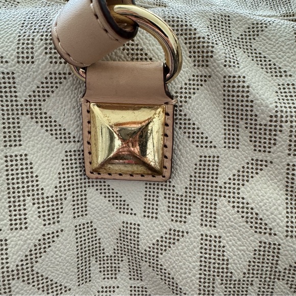 Michael Kors Grayson White/Cream Classic Monogram Speedy Satchel/Crossbody Purse - Picture 8 of 11